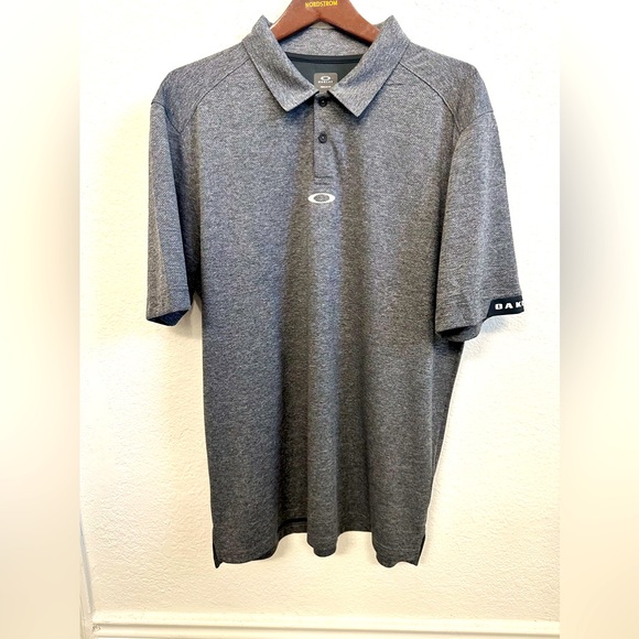Oakley Men’s Polo Golf Shirt Sz 2 XL - Picture 1 of 7